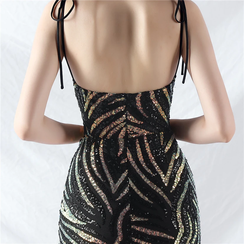 Vestido de noche con tirantes, top tipo tubo y lentejuelas apiladas encriptadas, con método de doble atado de cuerda. view 16
