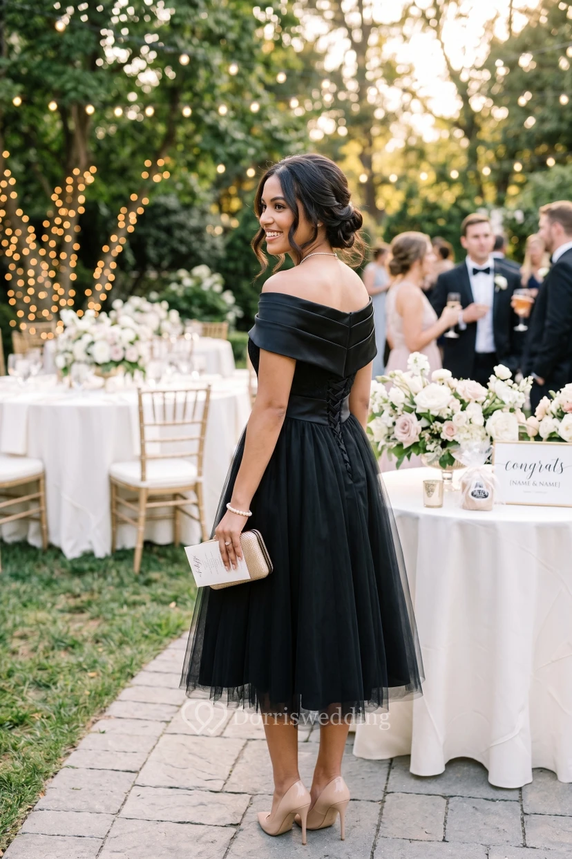 Vestido negro de Audrey Hepburn | Atuendo de Desayuno con diamantes | Vestido de cóctel formal vintage de los años 50 view 3