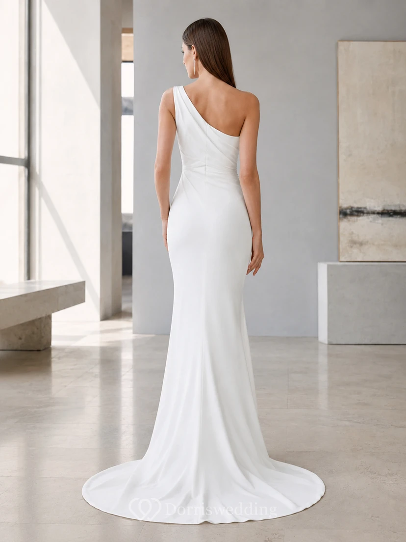 Robe de mariée sirène plissée en satin à une épaule, style court view 2