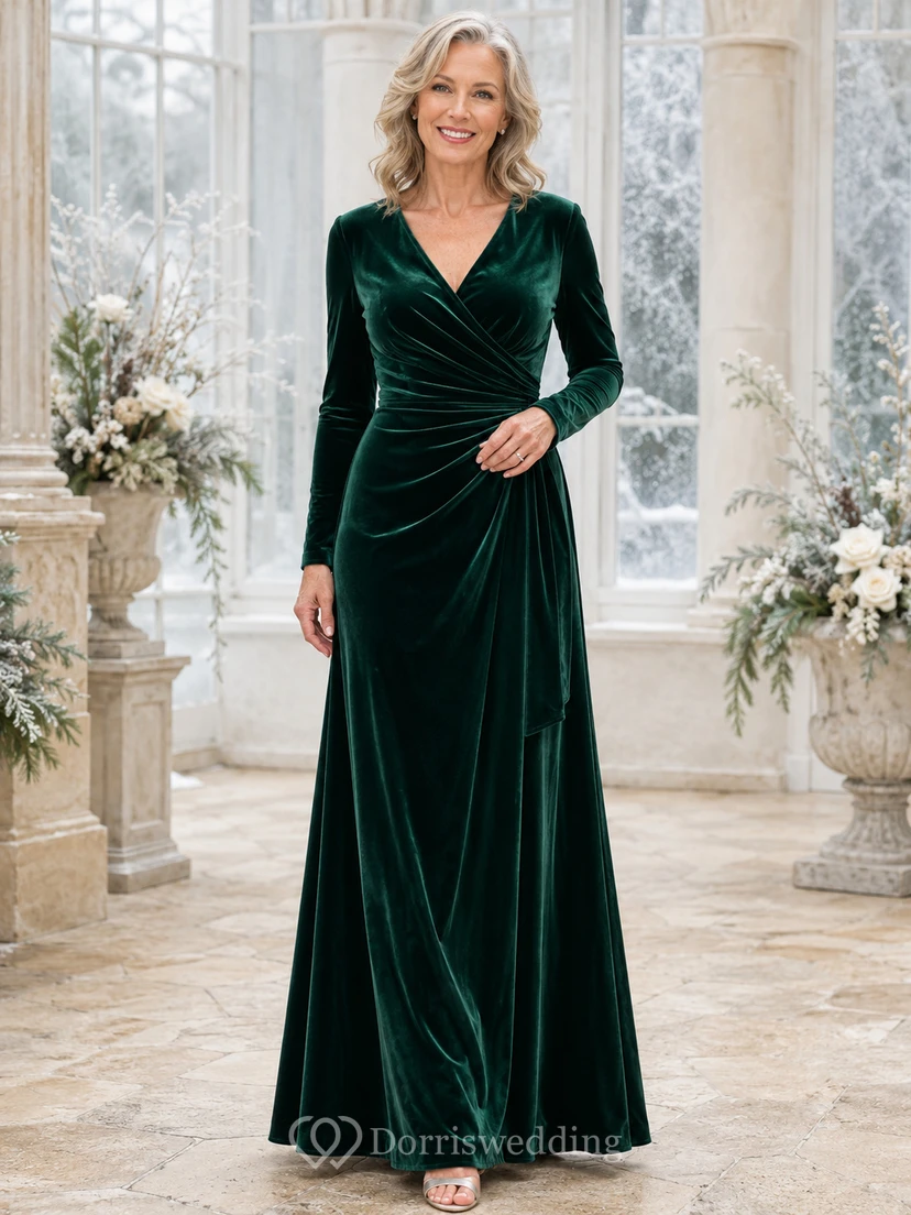 Smaragdgrünes Samt-Wickelkleid mit langen Ärmeln, Winter-Festkleid für Mütter