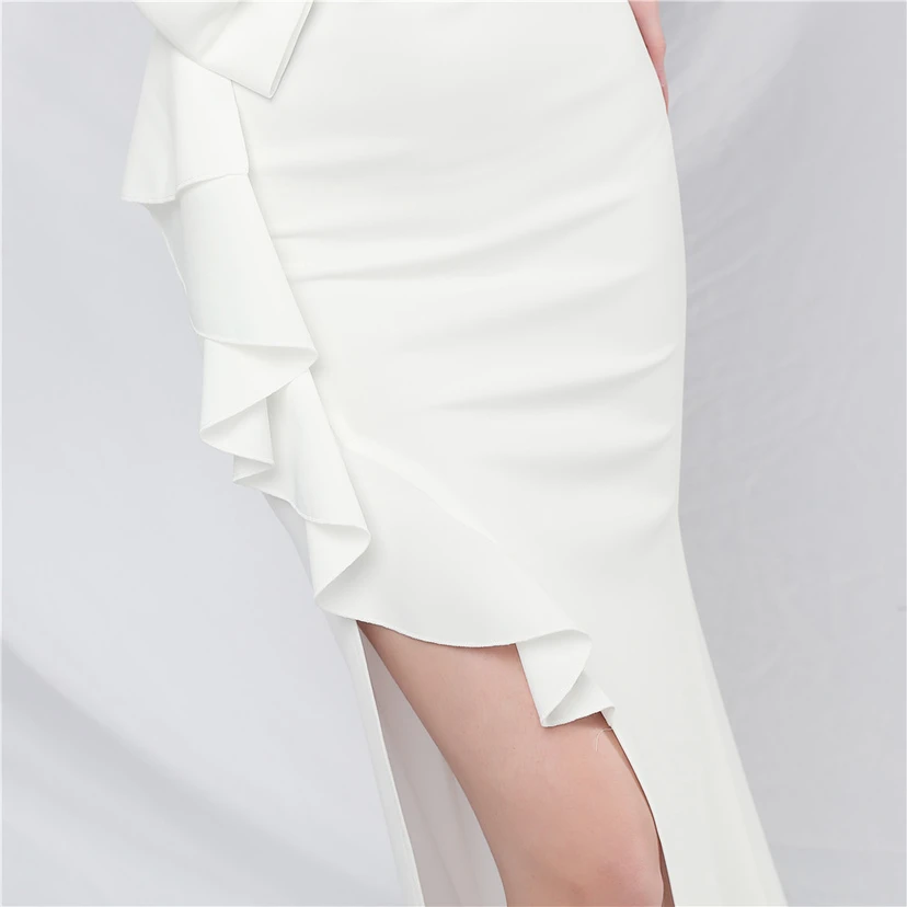 Brautjungfern-Empfangsdinner: Schulterfreies, trägerloses, langes Abendkleid view 27