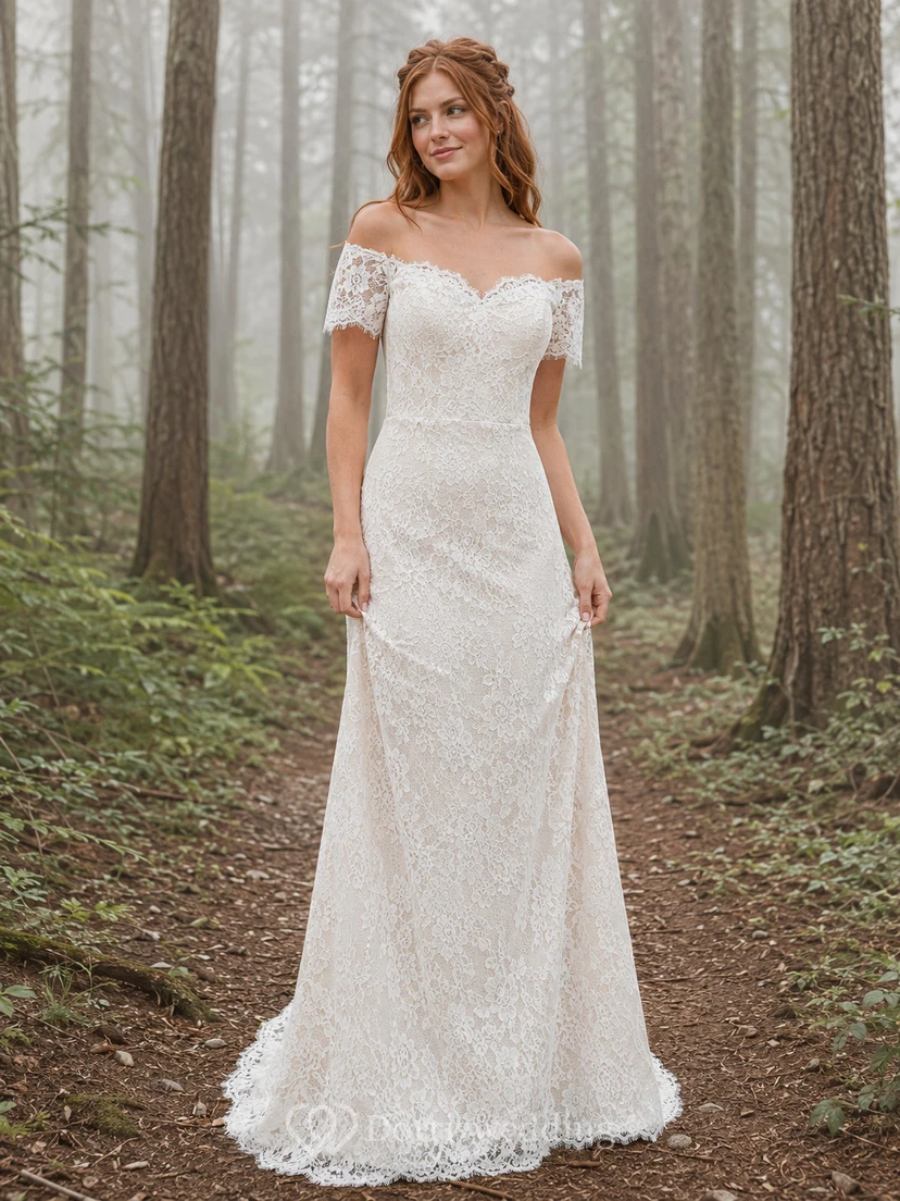 Schulterfreies, ärmelloses Etuikleid aus Waldspitze für eine intime Hochzeit