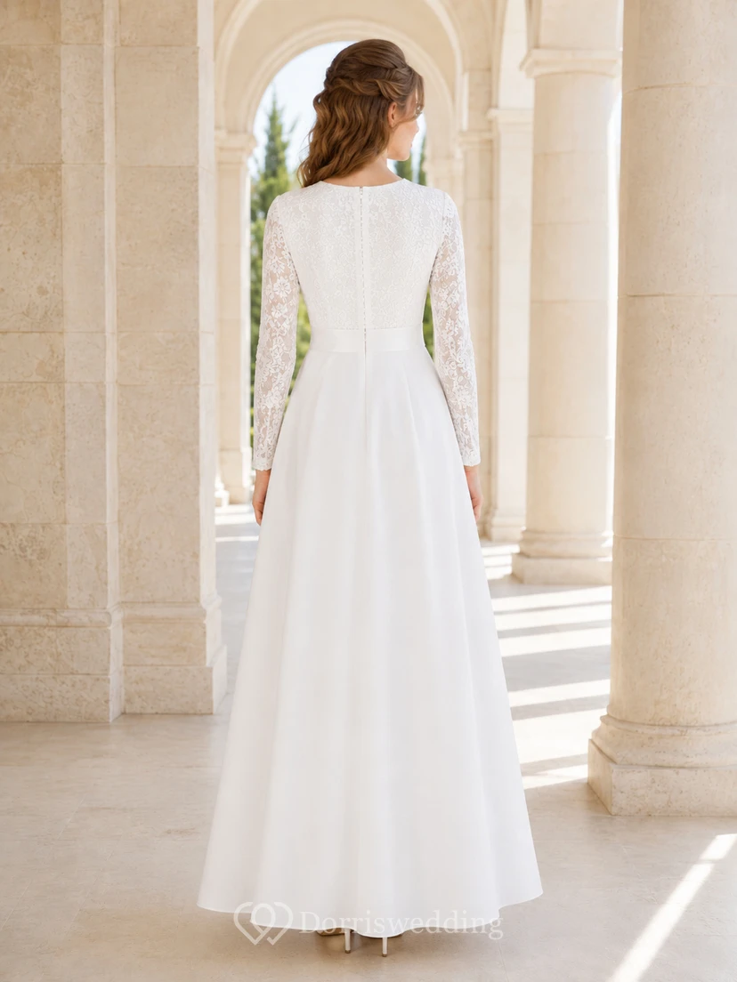 Robe de mariée modeste en satin à manches longues en dentelle et coupe trapèze, style bateau view 2