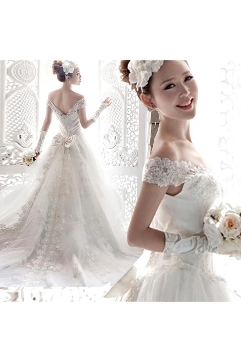 Vintage Off-the-Shoulder Lace Bowknot Wedding Dresses Lace With Long Train view 2