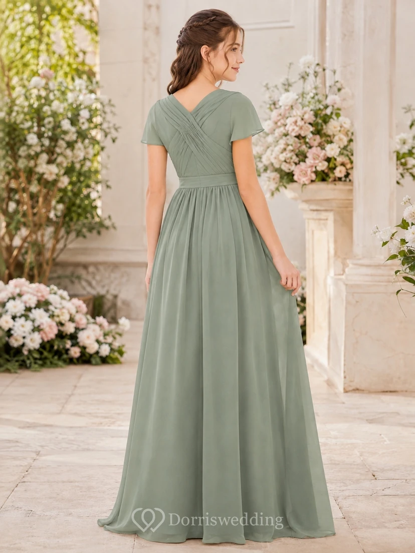 Vestido de dama de honor juvenil color celadón, corte en A, escote en V, manga corta, fruncido de pétalos, estilo romántico. view 2