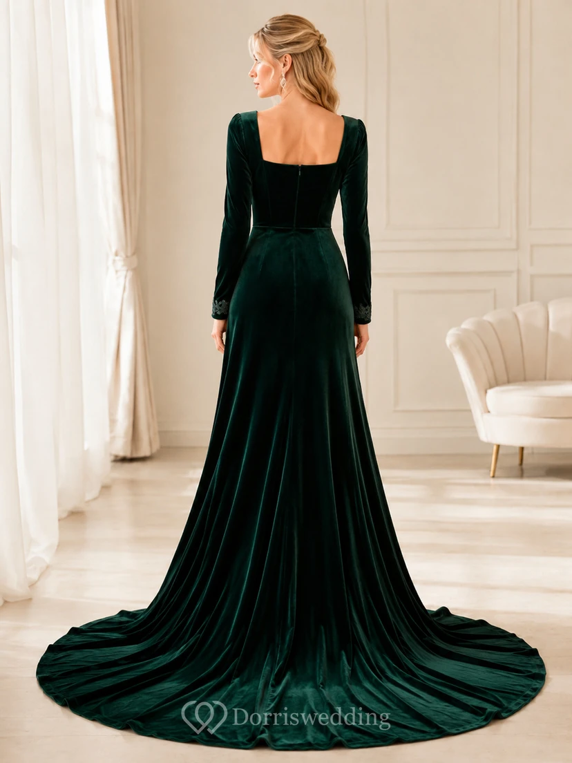 Vestido de novia de terciopelo de corte A, lujoso, verde oscuro, con cuello cuadrado y manga larga, estilo capilla. view 2