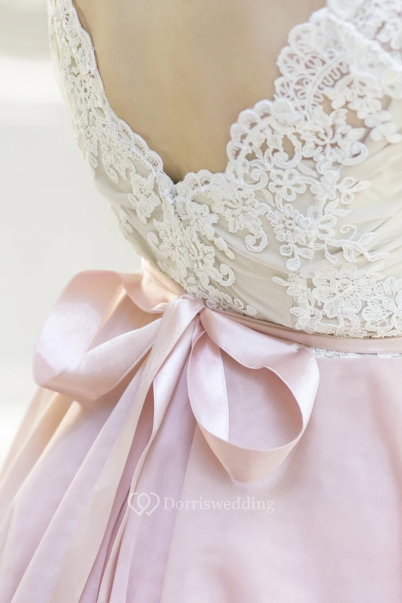 3/4-Ärmel, bezauberndes Brautkleid aus Spitze mit V-Ausschnitt und Schleife view 5