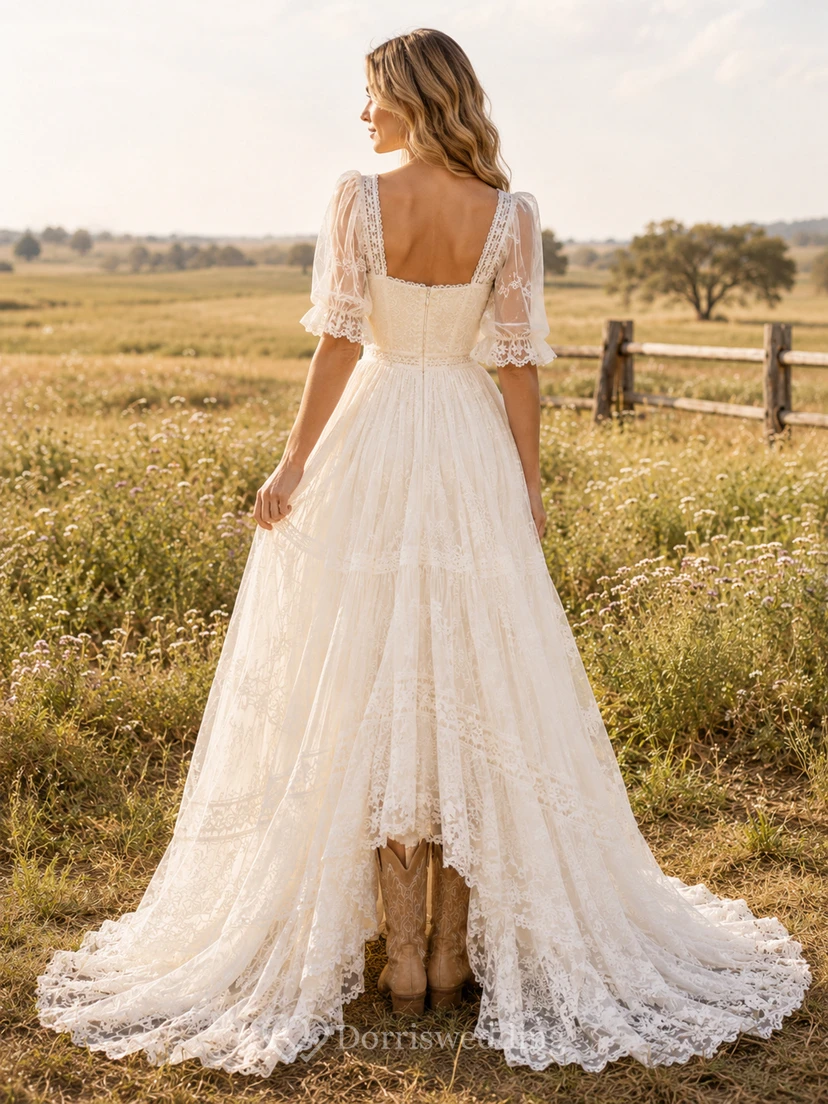 Robe de mariée de maternité épaules dénudées en dentelle et tulle, coupe trapèze, style jardin, avec traîne appliquée view 2