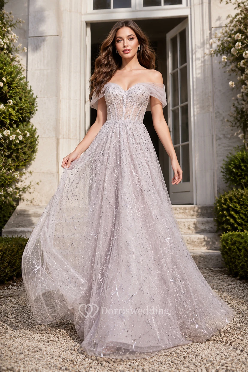 Silbernes schulterfreies Glitzer-Tüll-Ballkleid mit Spitzenapplikationen am Rock