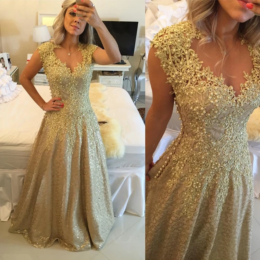 Glamorous Cap Sleeve Lace Appliques Prom Dresses Floor Length Formal Wear view 4