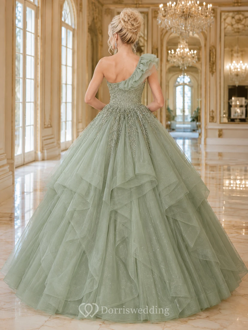 Vestido de gala largo hasta el suelo, de lujo, color celadón, con un solo hombro, lentejuelas, tul y volantes en cascada, ideal para quinceañeras o graduaciones. view 2