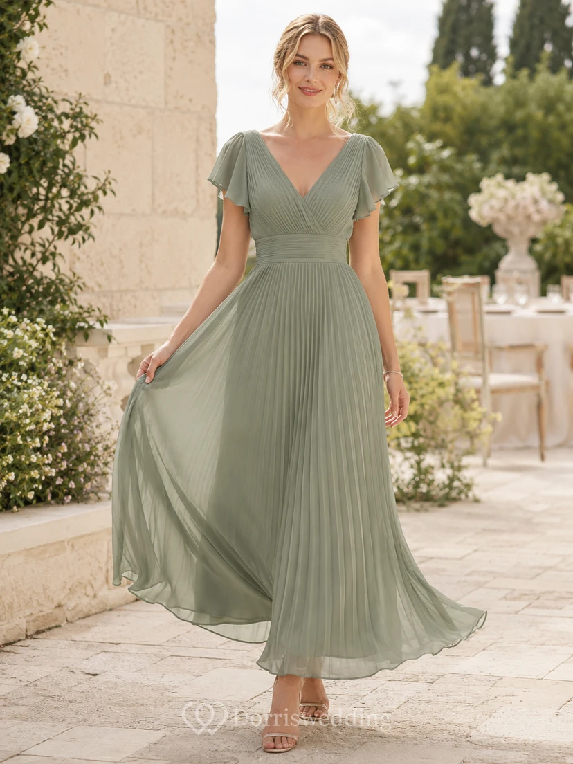 Vestido largo de gasa plisada con escote en V color verde salvia