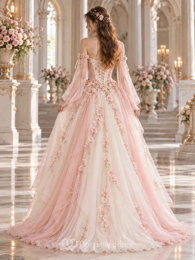 Robe de bal médiévale rose poudré à épaules dénudées, corset fleuri et tulle drapé view 2