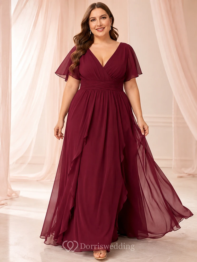 Burgunderfarbenes Chiffon-Abendkleid in Übergröße mit flatternden Ärmeln und Wickeloptik