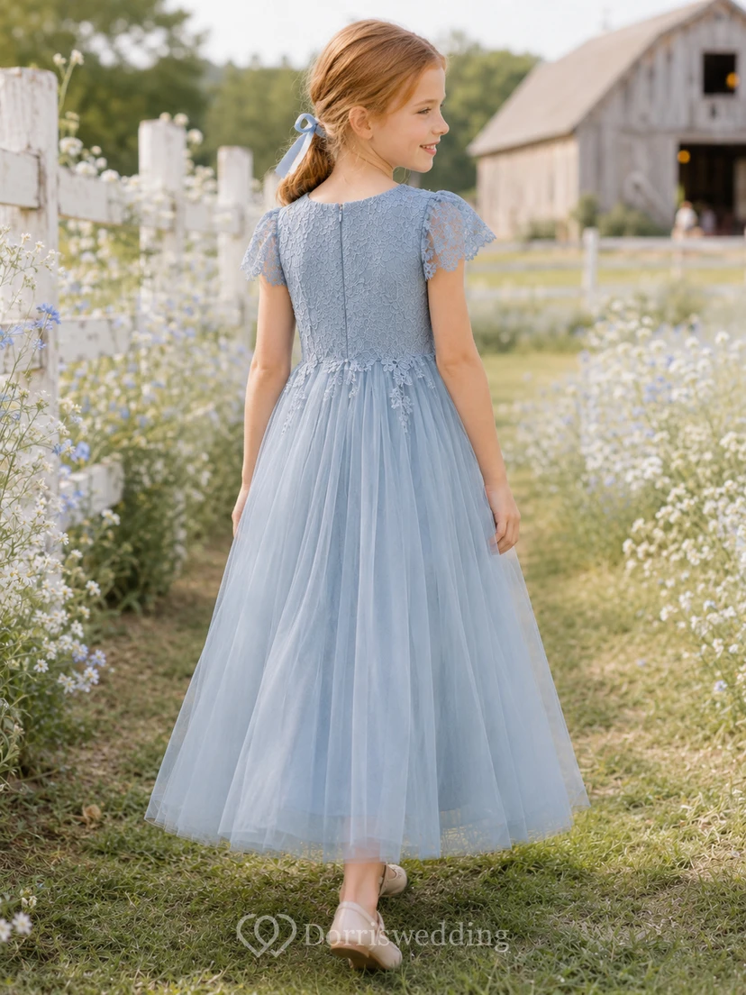 Elegantes, knöchellanges A-Linien-Kleid im Landhausstil mit Blumenmädchen-Flair, stahlblau, mit Spitze und Tüll, kurzen Ärmeln und Rundhalsausschnitt view 2