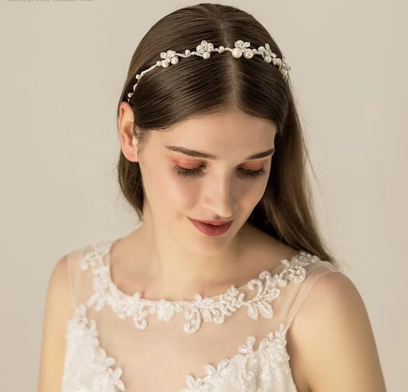 Elegante Vintage-Stirnbänder aus Silber mit Strass und Perlen view 2