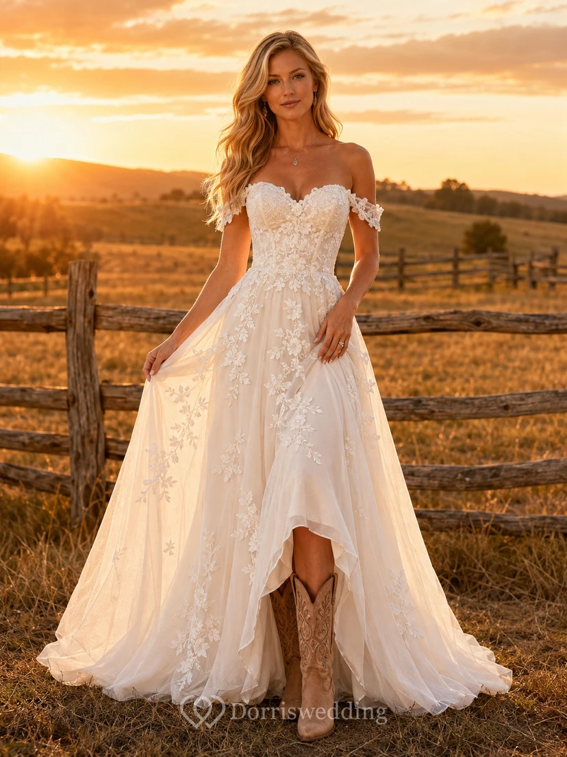Ranch Country Boho Romantic A-Line Lace Tulle Wedding Dress with Off Shoulder Sweetheart Long Sleeve Floor-Length Train Split Skirt Appliques Low Back
