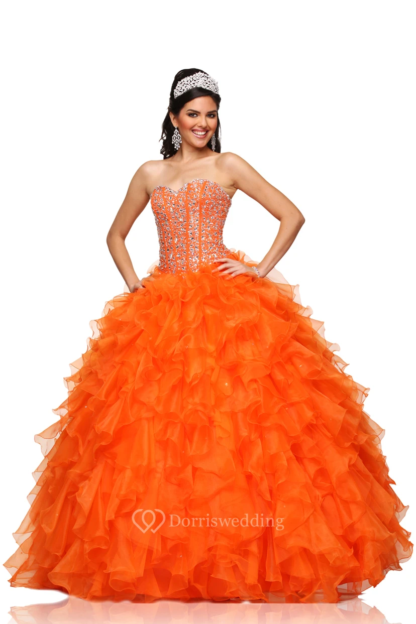 Ärmelloses Chiffon-Ballkleid in A-Linie mit herzförmigem Ausschnitt, Kaskadenrüschen und Kristallmieder