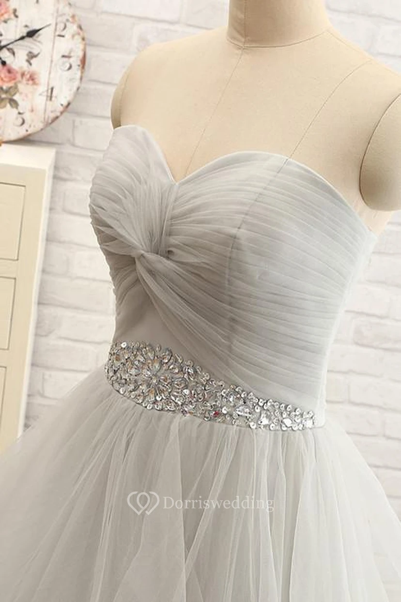 Elegant A-line Scoop Wedding Dresses with Beading view 3