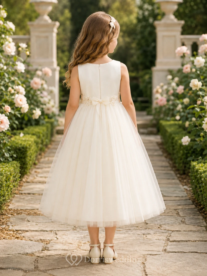 Blumenmädchenkleid aus elfenbeinfarbenem Tüllsatin, A-Linie, Rundhalsausschnitt, Teelänge view 2