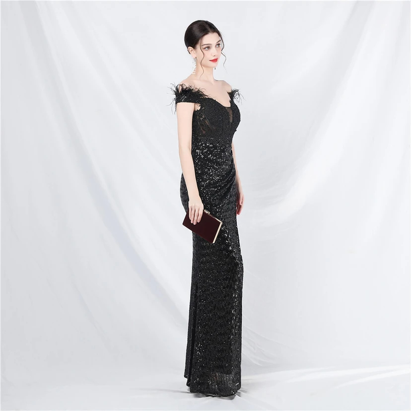 Vestido de noche de alta gama con chaleco de encaje de pelo de avestruz y diamantes, cintura de espina de pescado. view 5