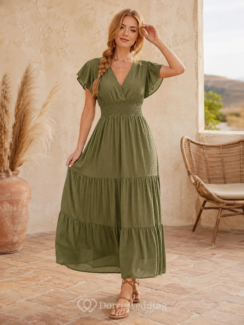 Salbeigrünes, gestuftes Chiffon-Midikleid mit V-Ausschnitt und kurzen Ärmeln