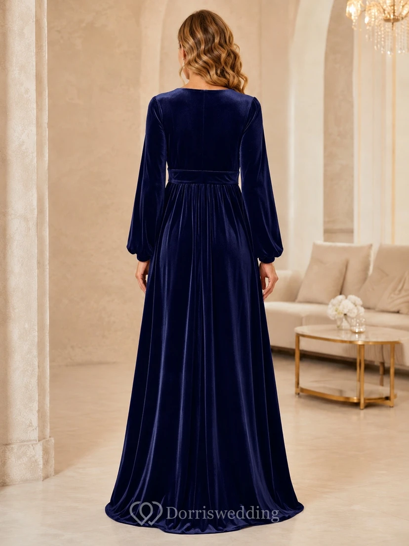 Vestido formal largo hasta el suelo de terciopelo azul marino con escote en V y manga larga estilo imperio view 2