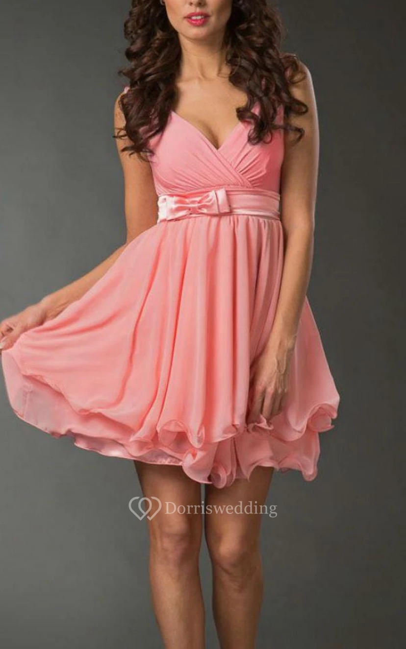Robe courte sans manches en mousseline