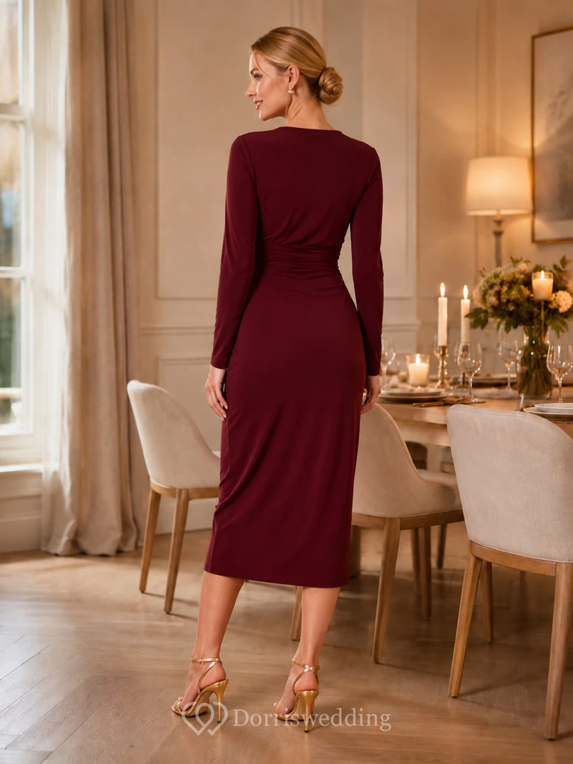 Robe de soirée midi bordeaux à manches longues et col en V cache-cœur view 2