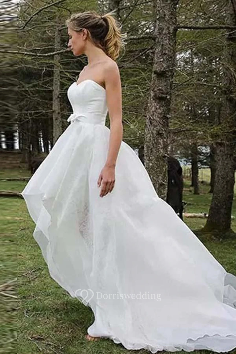 Robe de mariée asymétrique à décolleté cœur sans manches en organza appliqué view 3