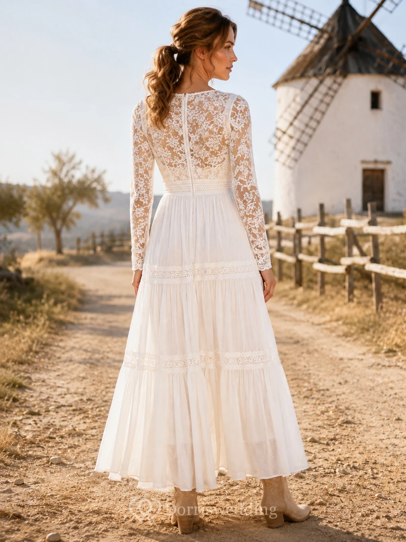 Weißes, knöchellanges, gestuftes Boho-Gartenkleid mit V-Ausschnitt, Illusion-Spitze und langen Ärmeln view 2