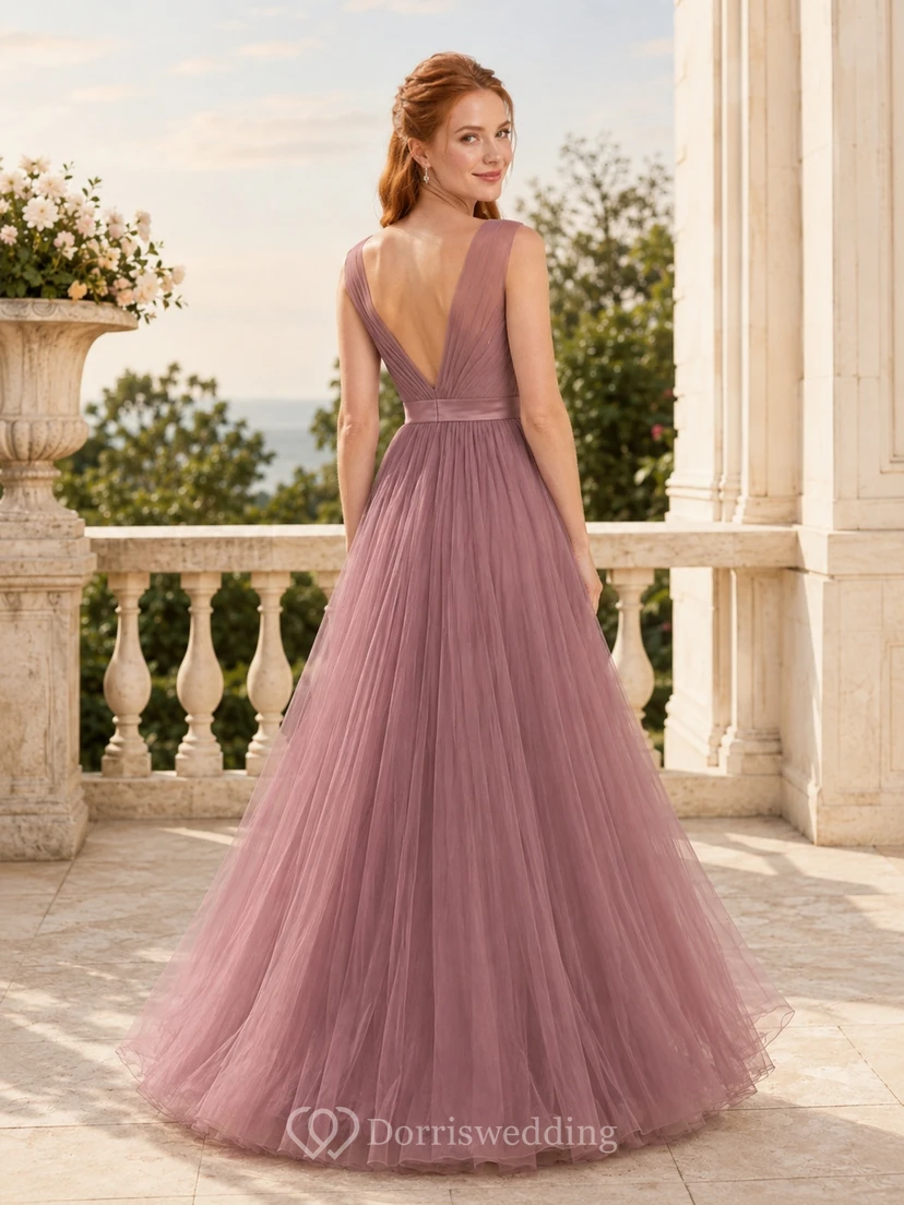 Abendkleid in Mauve-Tüll mit V-Ausschnitt, drapiert, ärmellos, bodenlang, A-Linie view 2