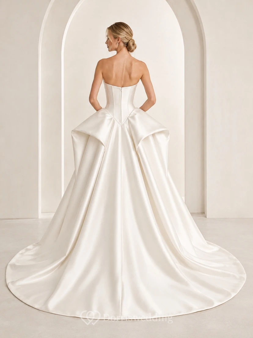 Vestido de novia sencillo, largo hasta el suelo, sin mangas, formal, con escote corazón y corte en A. view 2