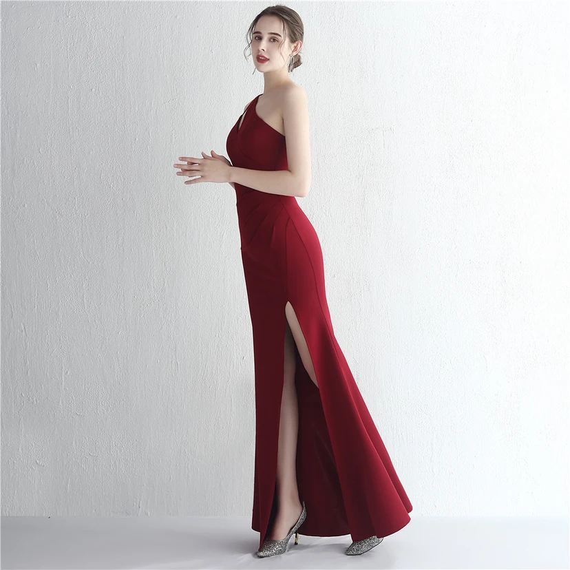 Satin-Kleid, schmal geschnitten, schulterfrei, lang, für festliche Anlässe wie Dinnerpartys, Hochzeiten oder Ausstellungen von Automodellen view 3