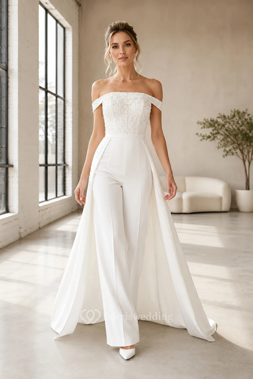 Braut-Jumpsuit mit schulterfreiem Spitzenoberteil und Tüllüberrock