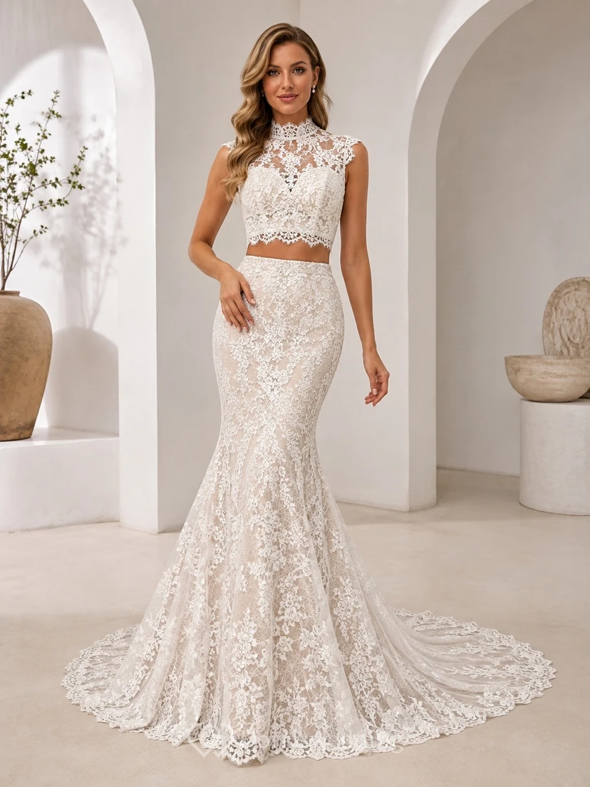 Boho-Hochzeitskleid im Meerjungfrauenstil mit hohem Kragen, Spitze und Schleppe (formell)