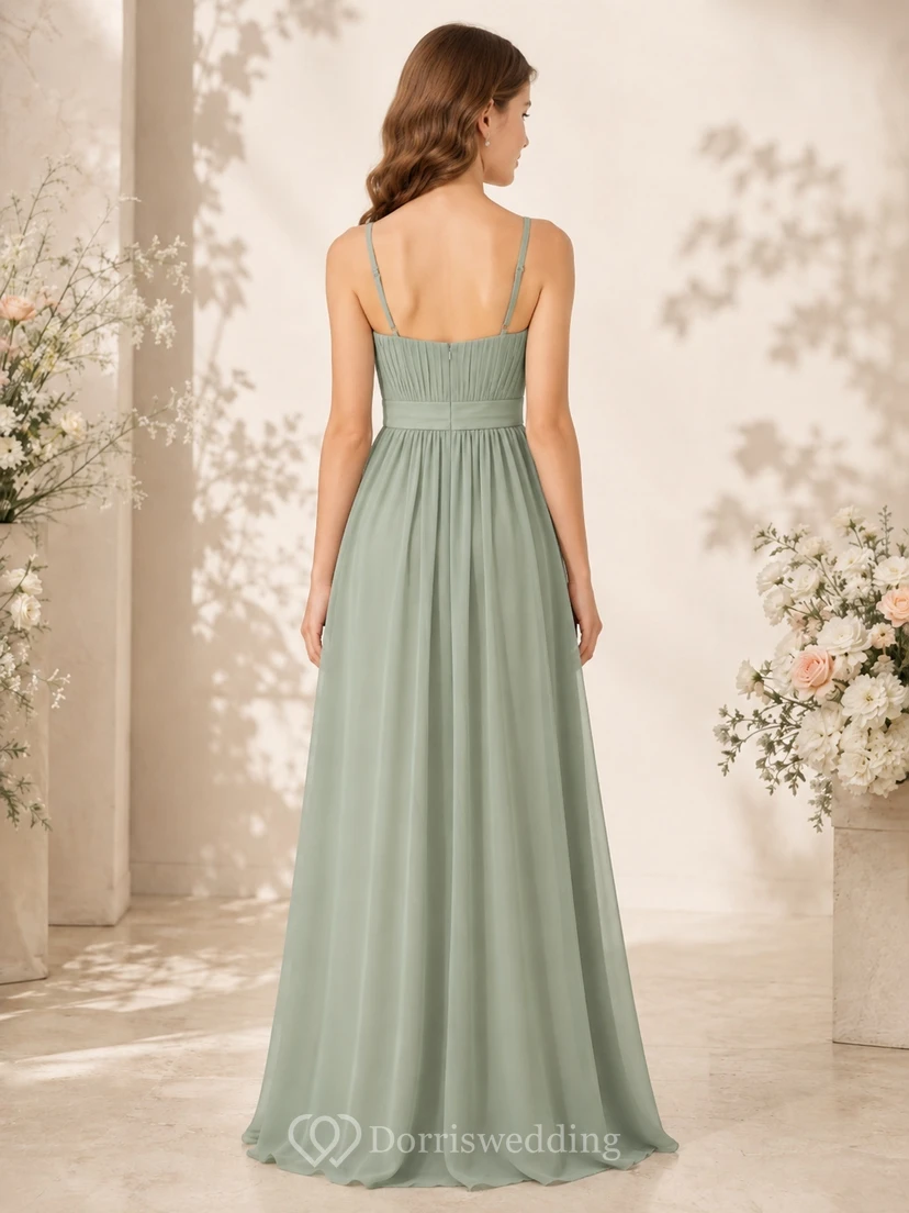 Vestido de dama de honor juvenil color celadón, corte en A, tirantes finos, sin mangas, sencillo. view 2