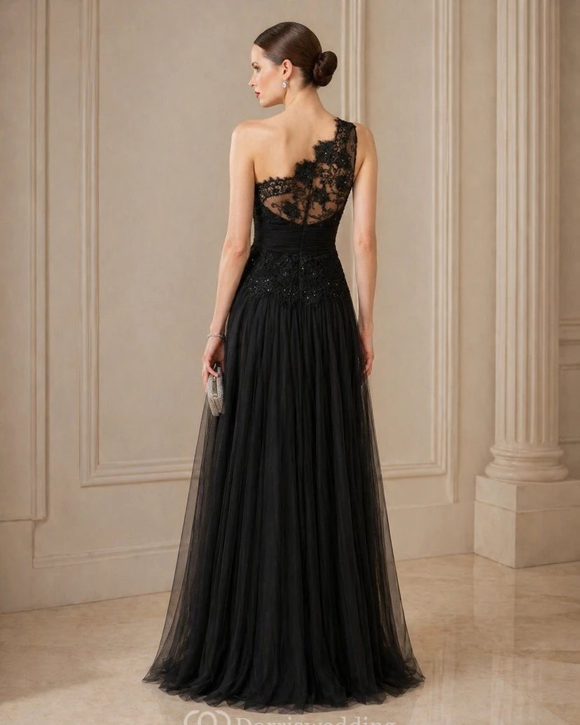 Langes, schulterfreies A-Linien-Abendkleid aus Tüll mit Spitzenbesatz, Bandagen und Pailletten view 4