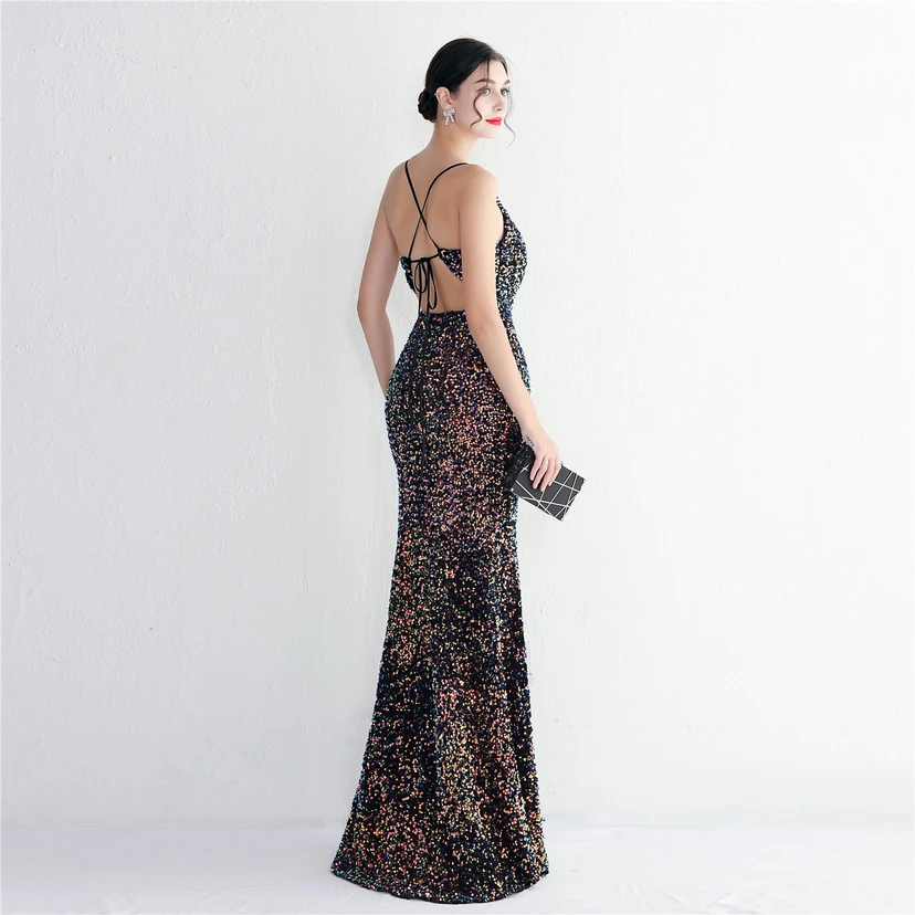 Paillettenbesetztes Abendkleid mit Samtsaum, langen Trägern und schmaler Silhouette für elegante Bankette view 29