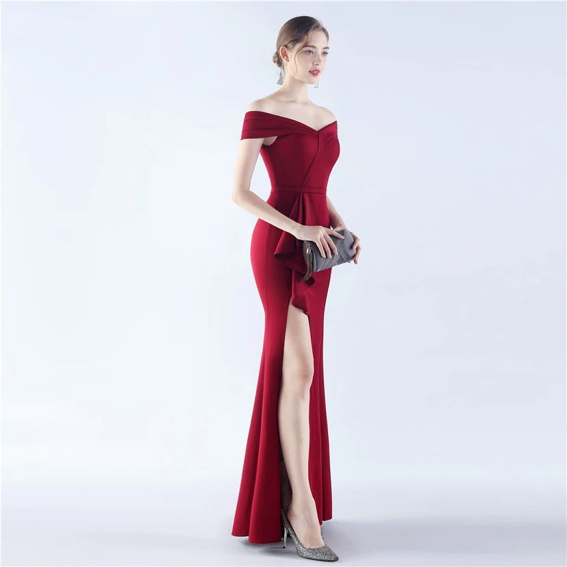 Klassisches langes Abendkleid aus Satin mit One-Shoulder-Ausschnitt view 13