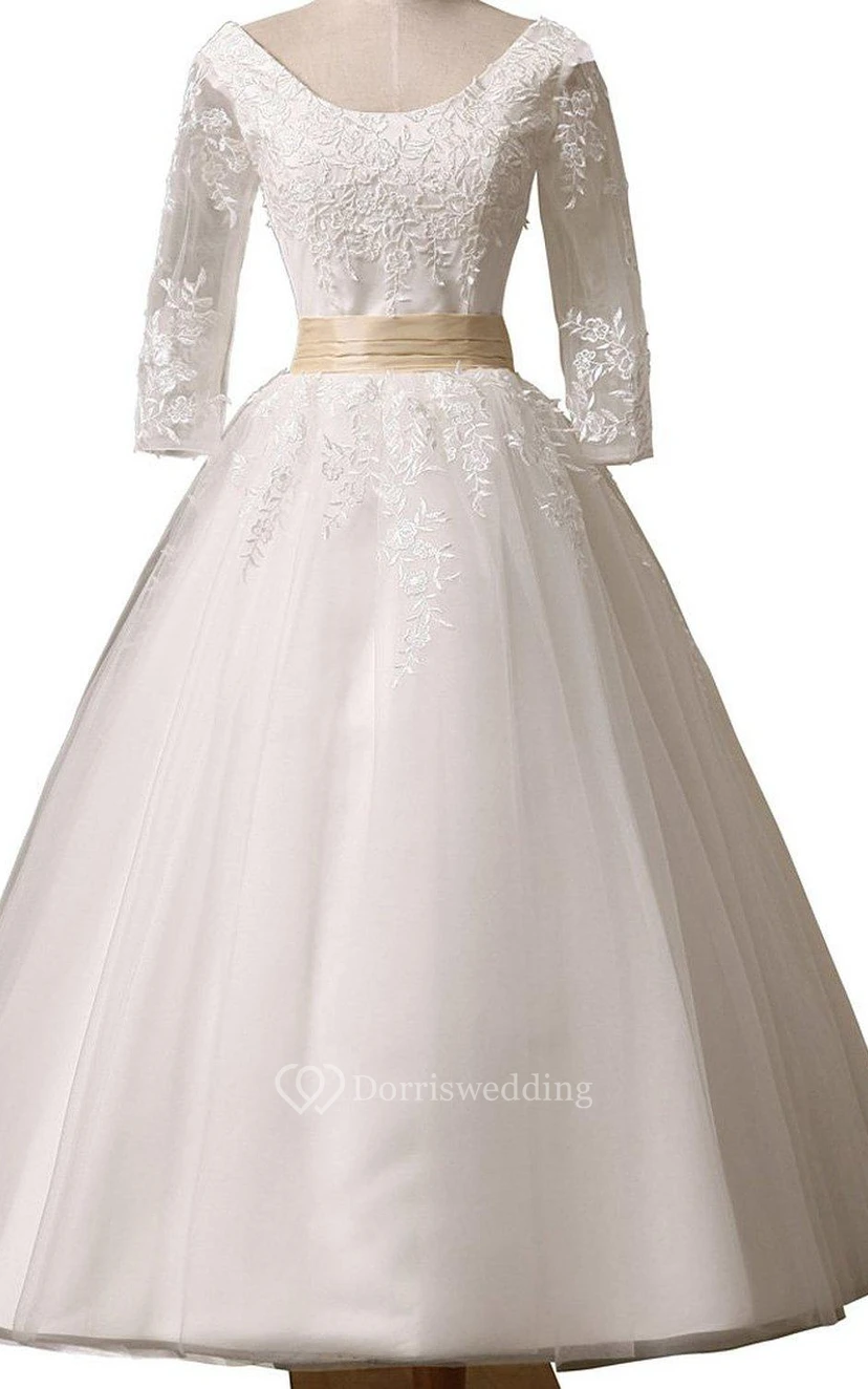 Kurzes 3-4-Ärmel-Kleid aus Tüllspitze mit Korsettrücken und Korsettschnürung view 4