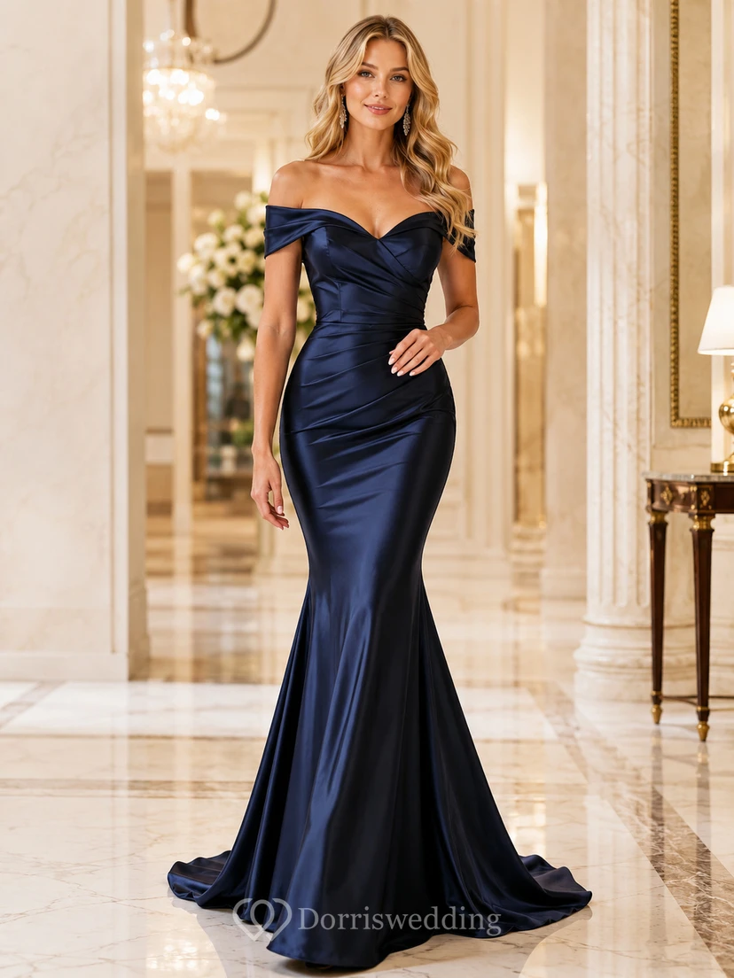 Elegantes, dunkelblaues, schulterfreies Meerjungfrauenkleid aus Satin mit Raffungen und Herzausschnitt