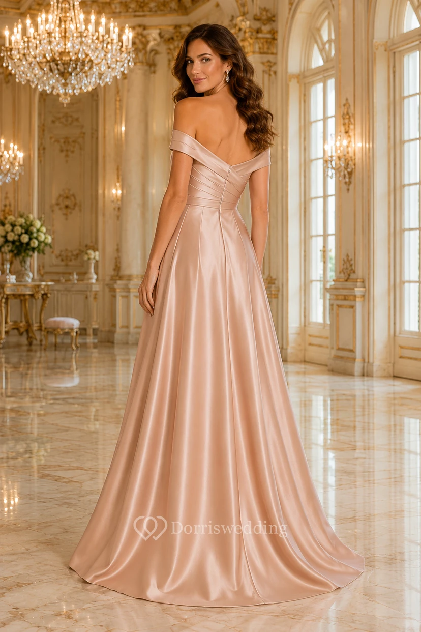 Vestido formal de satén rosa palo con escote Bardot y corte en A, con corpiño plisado, ideal para damas de honor. view 2