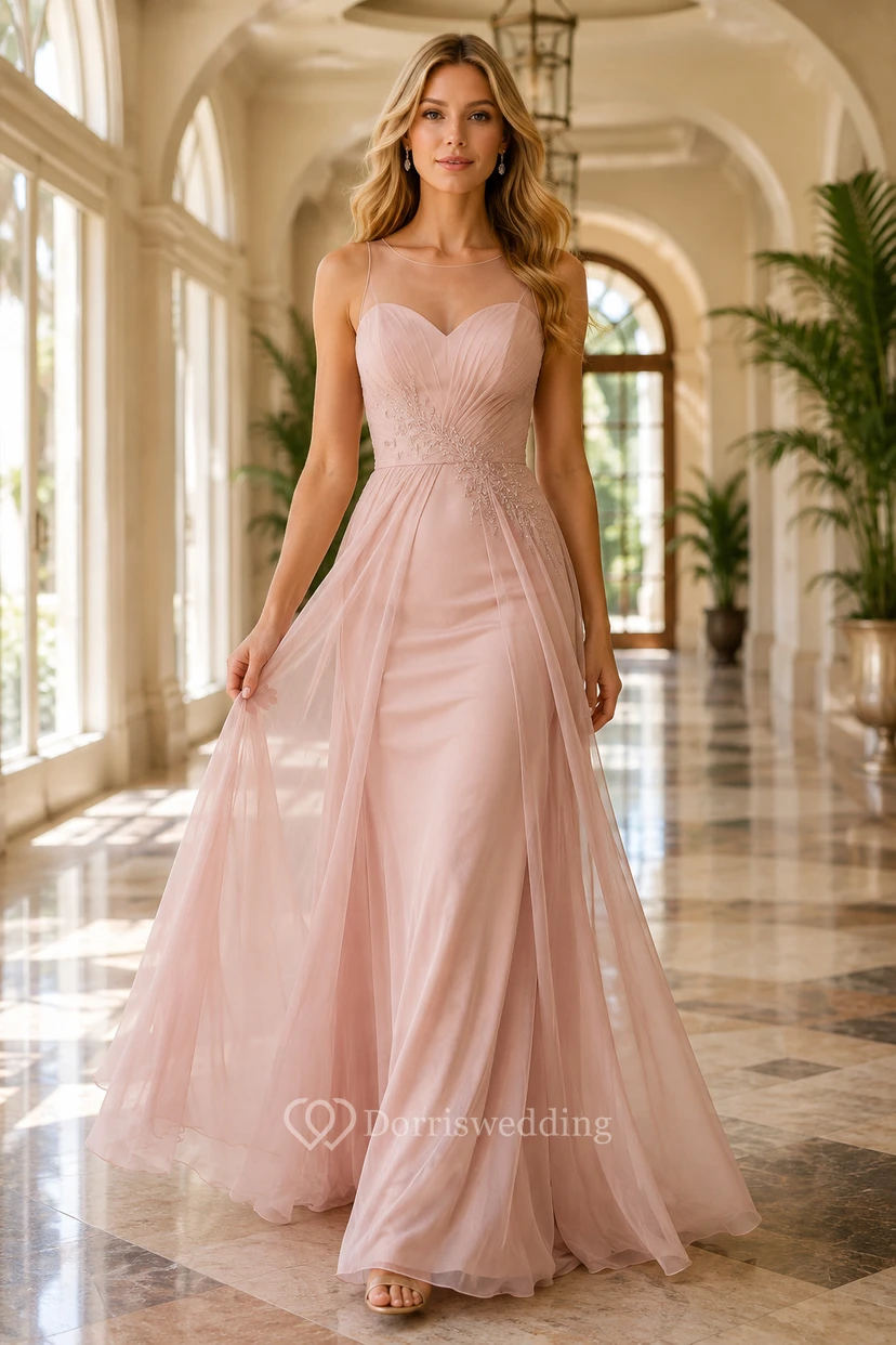 Vestido de fiesta color rosa empolvado de tul, corte en A, sin tirantes, escote corazón con abertura, largo hasta el suelo.