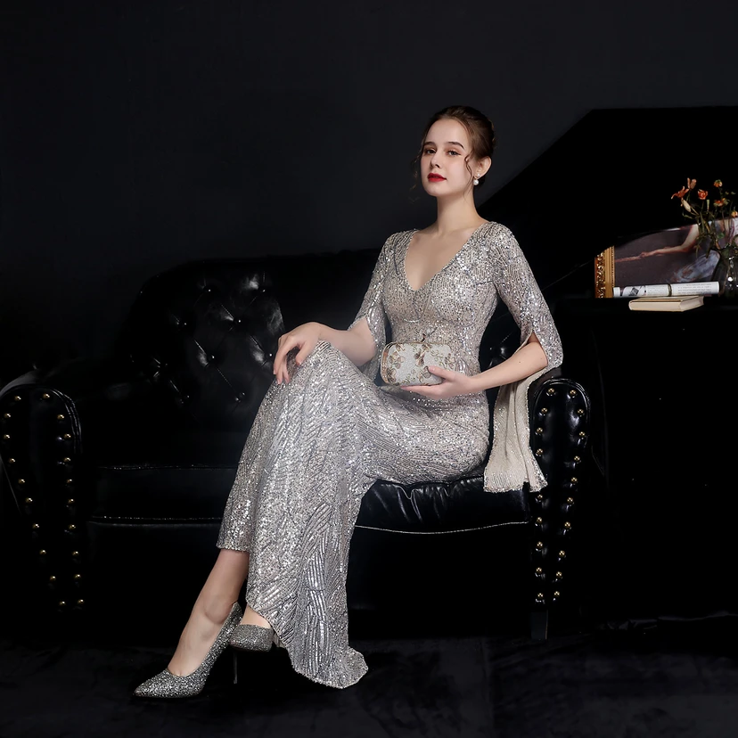 Robe de soirée élégante à sequins, longue, cintrée et sirène, idéale pour les réceptions et les célébrités. view 18