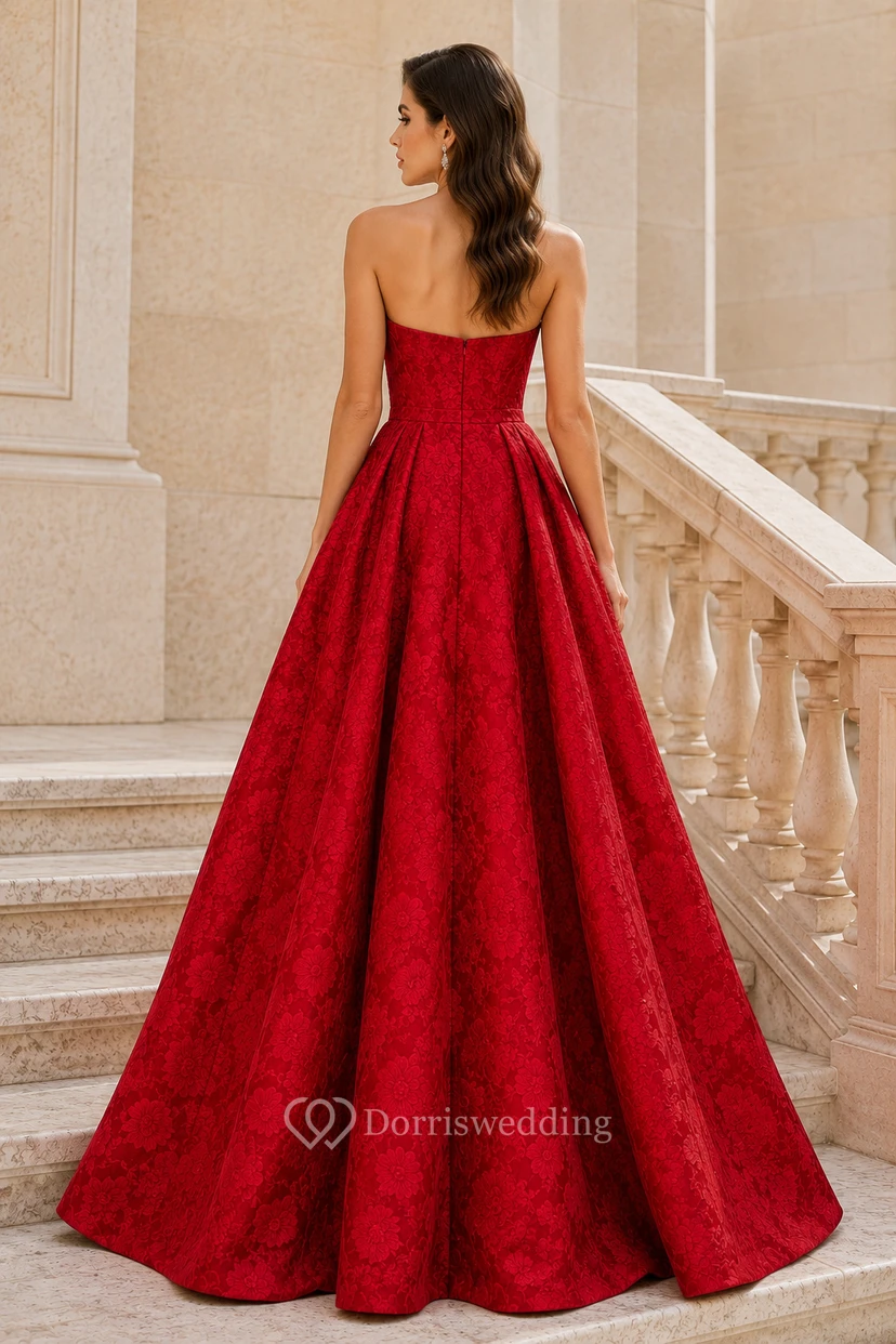 Rotes, trägerloses Ballkleid aus Satin mit herzförmigem Ausschnitt und bodenlangem Rock view 2