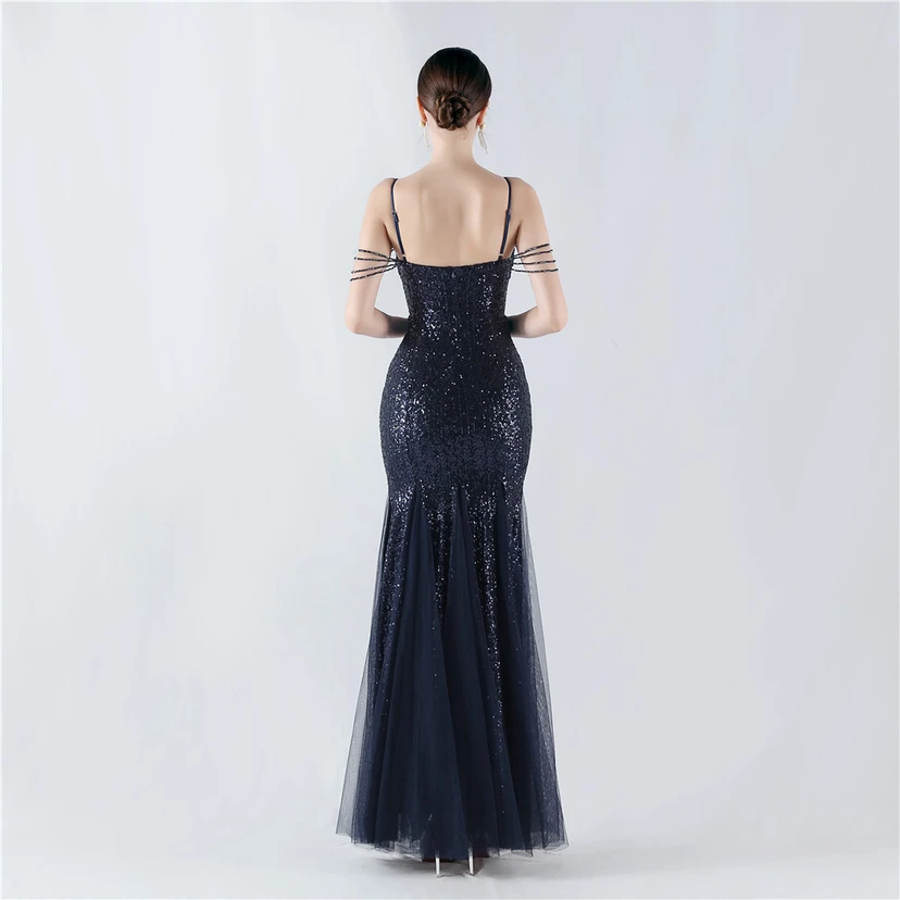 Création de perles, de sequins et de tulle pour une robe de soirée, spectacle, animateur, réunion annuelle view 66