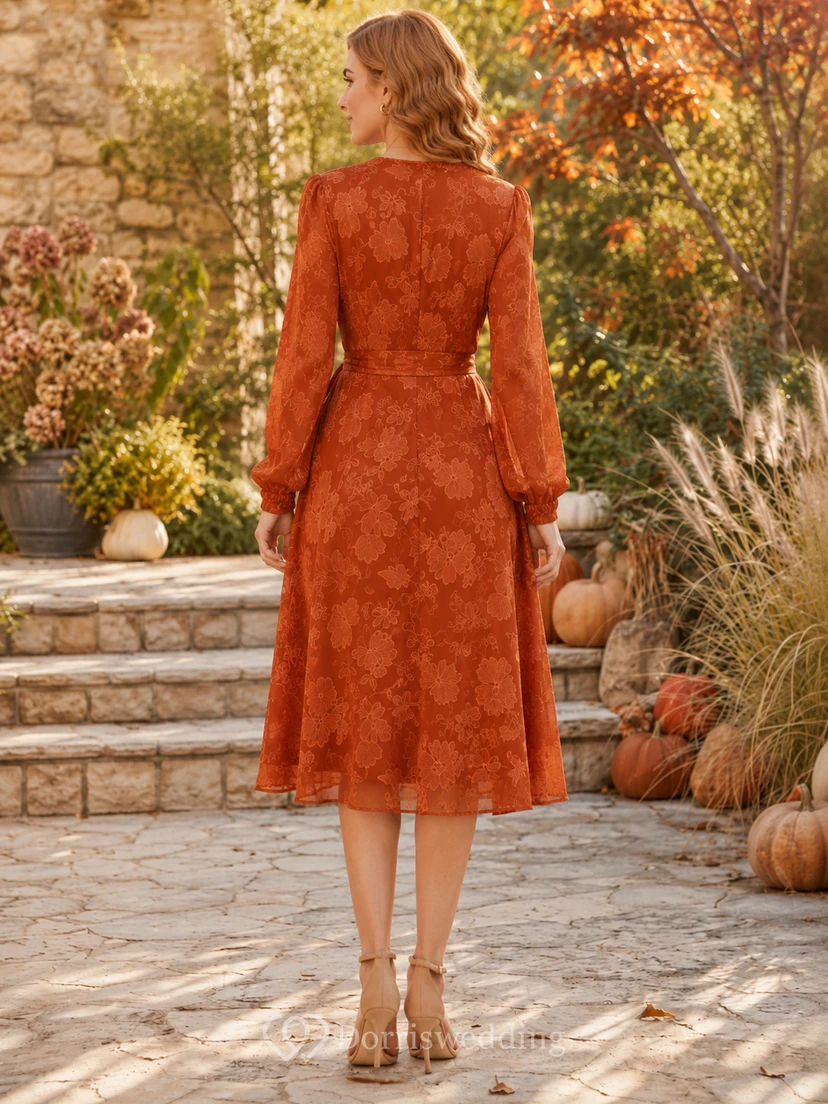 Robe de maternité orange cache-cœur, col en V, manches longues en dentelle, ceinture, coupe trapèze, longueur midi view 2