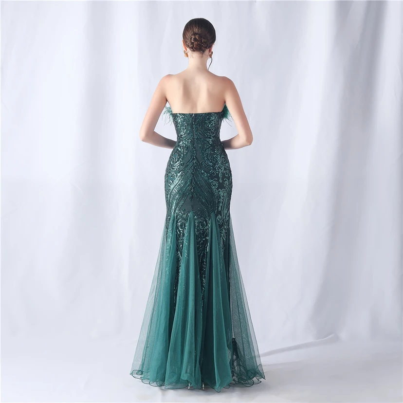 Vestido de noche de malla con lentejuelas y top palabra de honor con estampado de plumas de avestruz y flores para bodas y reuniones. view 20
