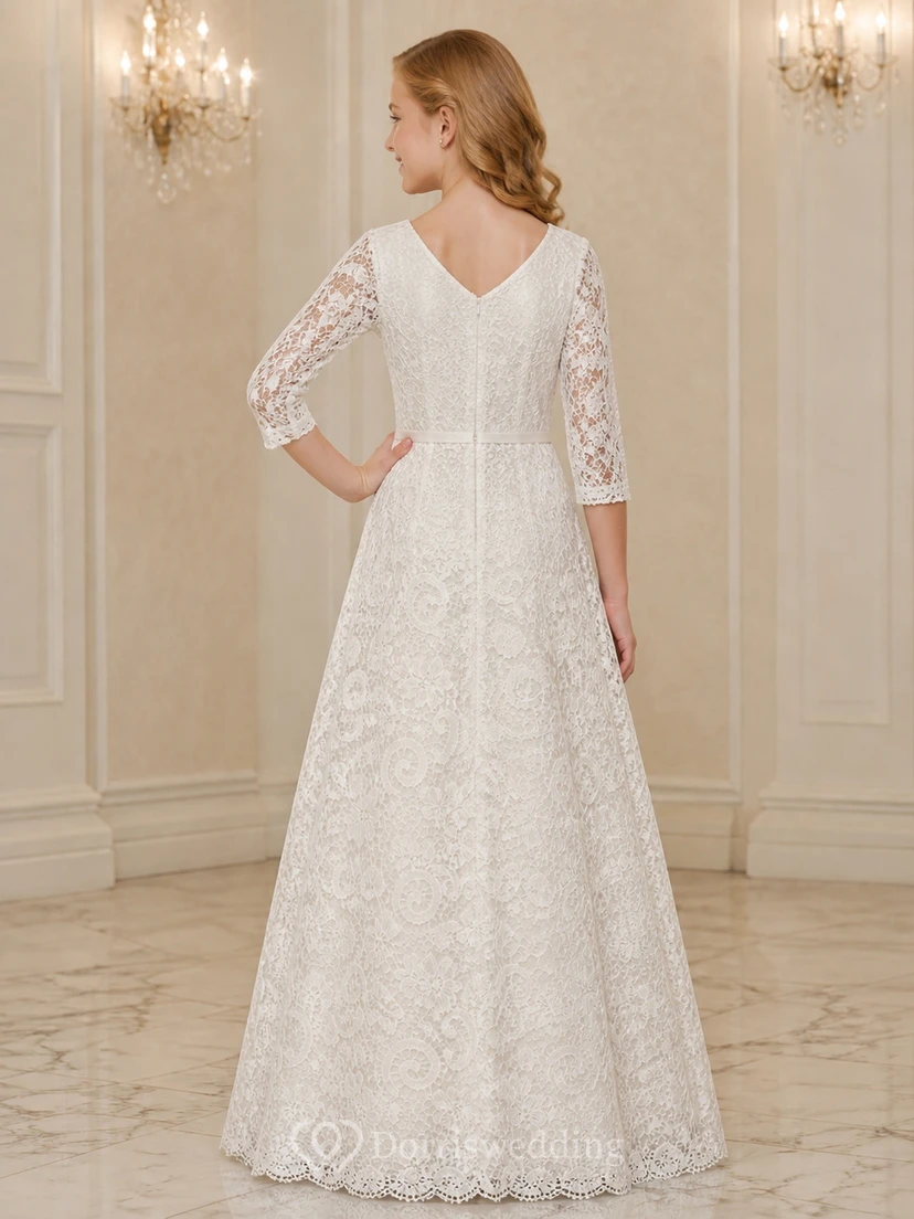 Vestido de encaje floral de corte A, largo hasta el suelo, con mangas tres cuartos, ideal para damas de honor jóvenes. view 2